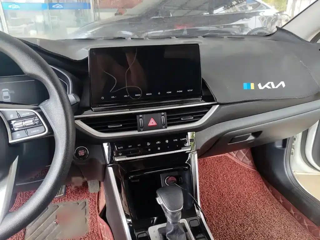 Kia K3 2020 1.5L CVT Fashion Edition — миниатюра 7