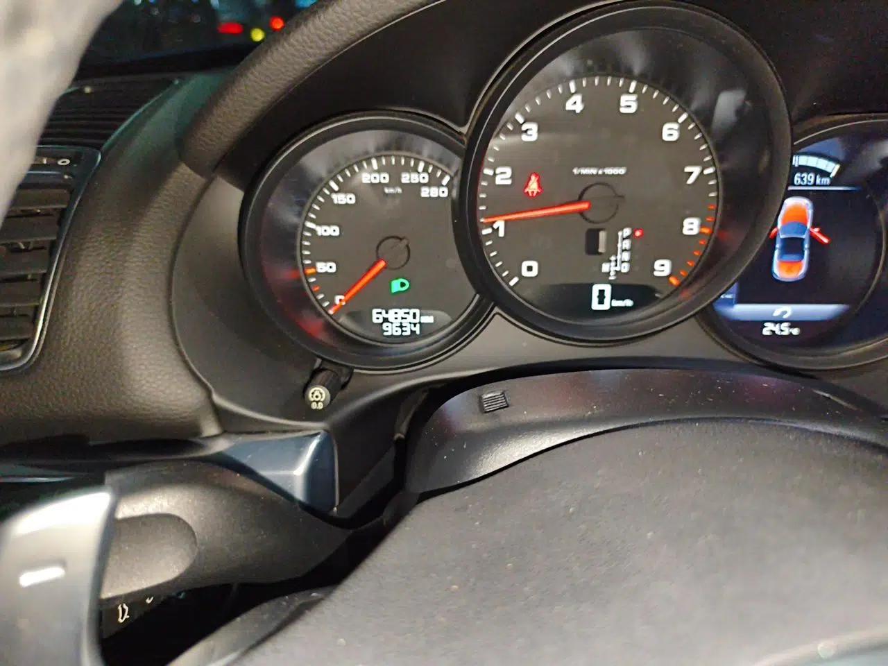 Porsche Boxster 2015 Boxster Style Edition 2.7L — миниатюра 12