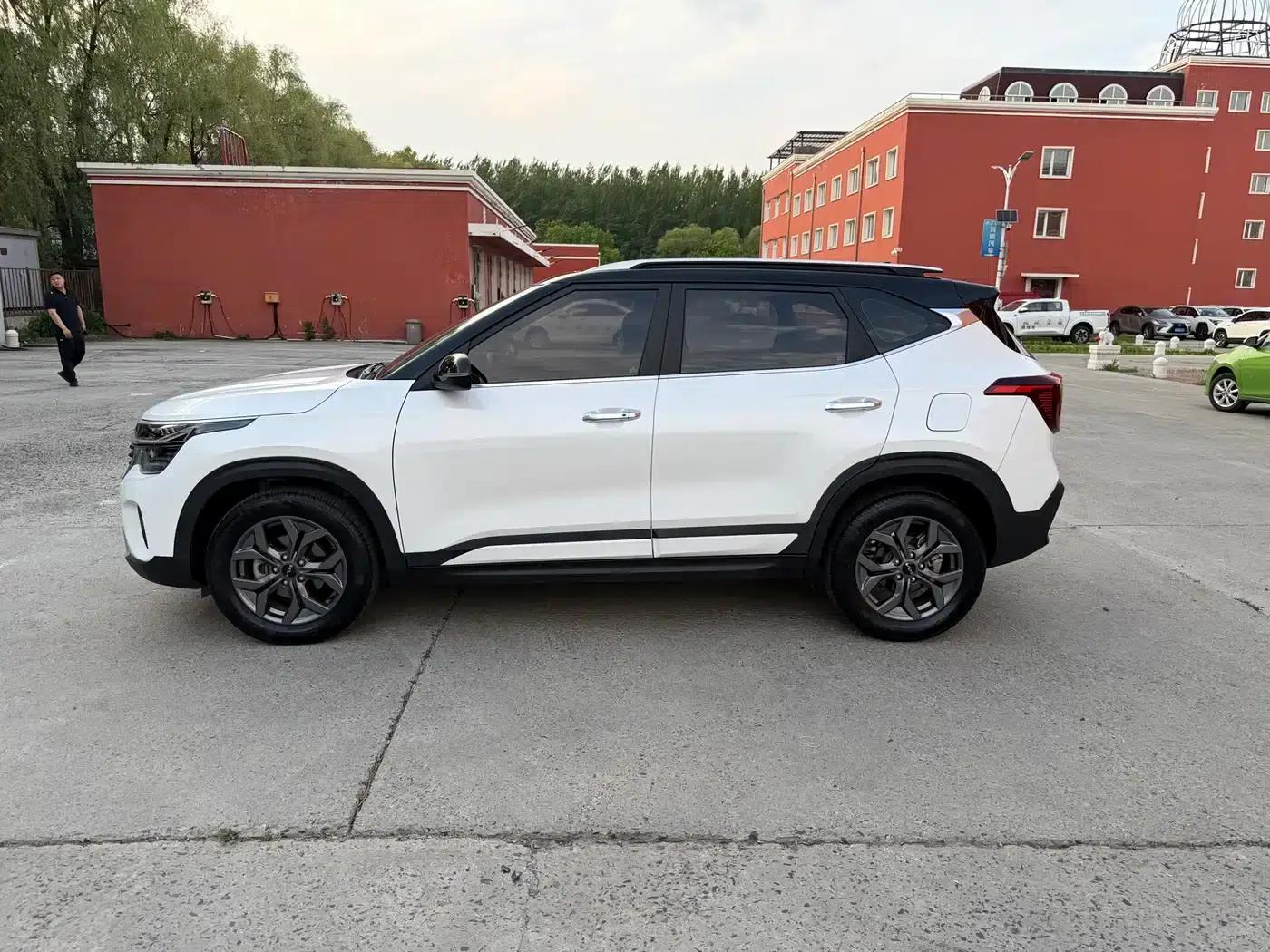 2023 Citroën Cytus 1.5L CVT Luxury Edition — миниатюра 7