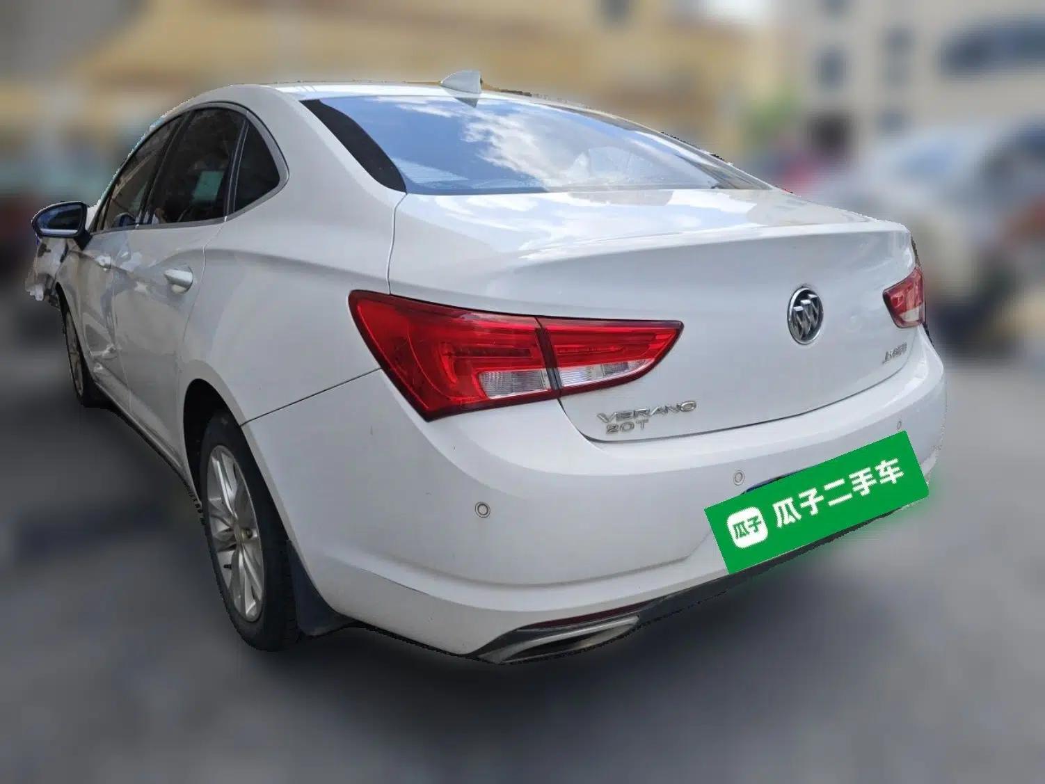Buick Verano 2018 Sedan 20T Dual-Clutch Elite Model — миниатюра 4