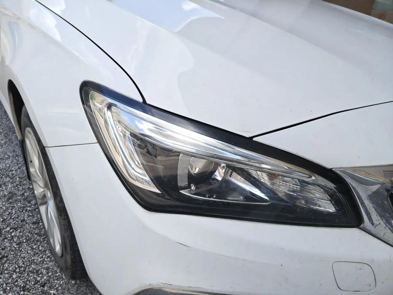 Buick Verano 2018 Sedan 20T Dual-Clutch Elite Model — миниатюра 7