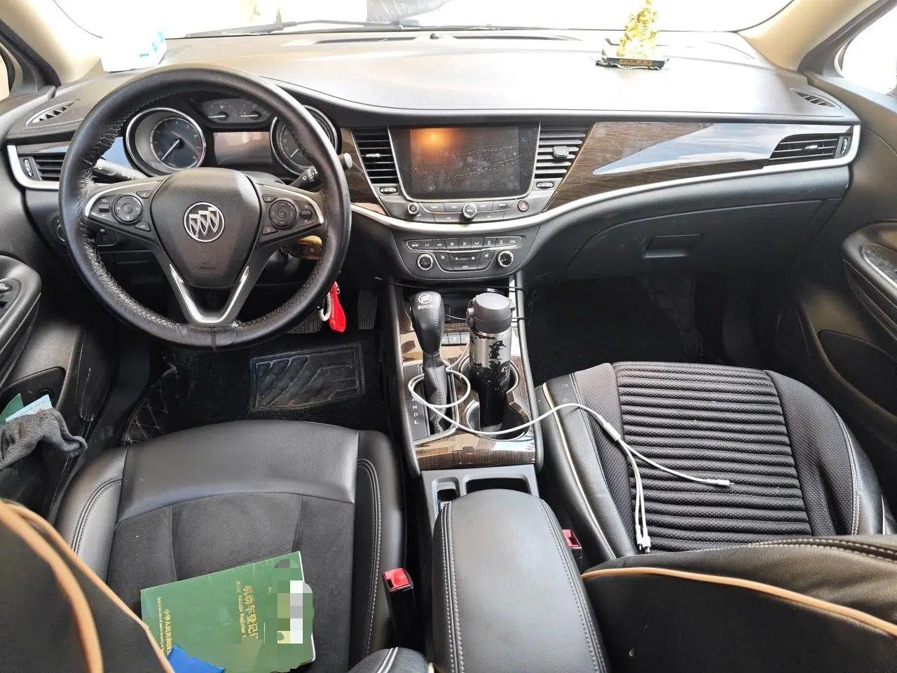 Buick Verano 2018 Sedan 20T Dual-Clutch Elite Model — миниатюра 9