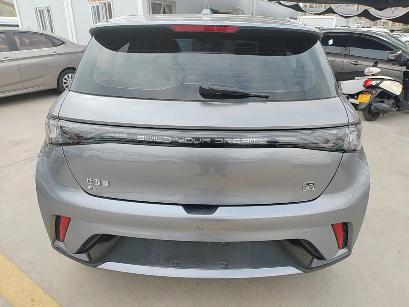 BYD Dolphin 2023 420 km Fashion Edition — миниатюра 5