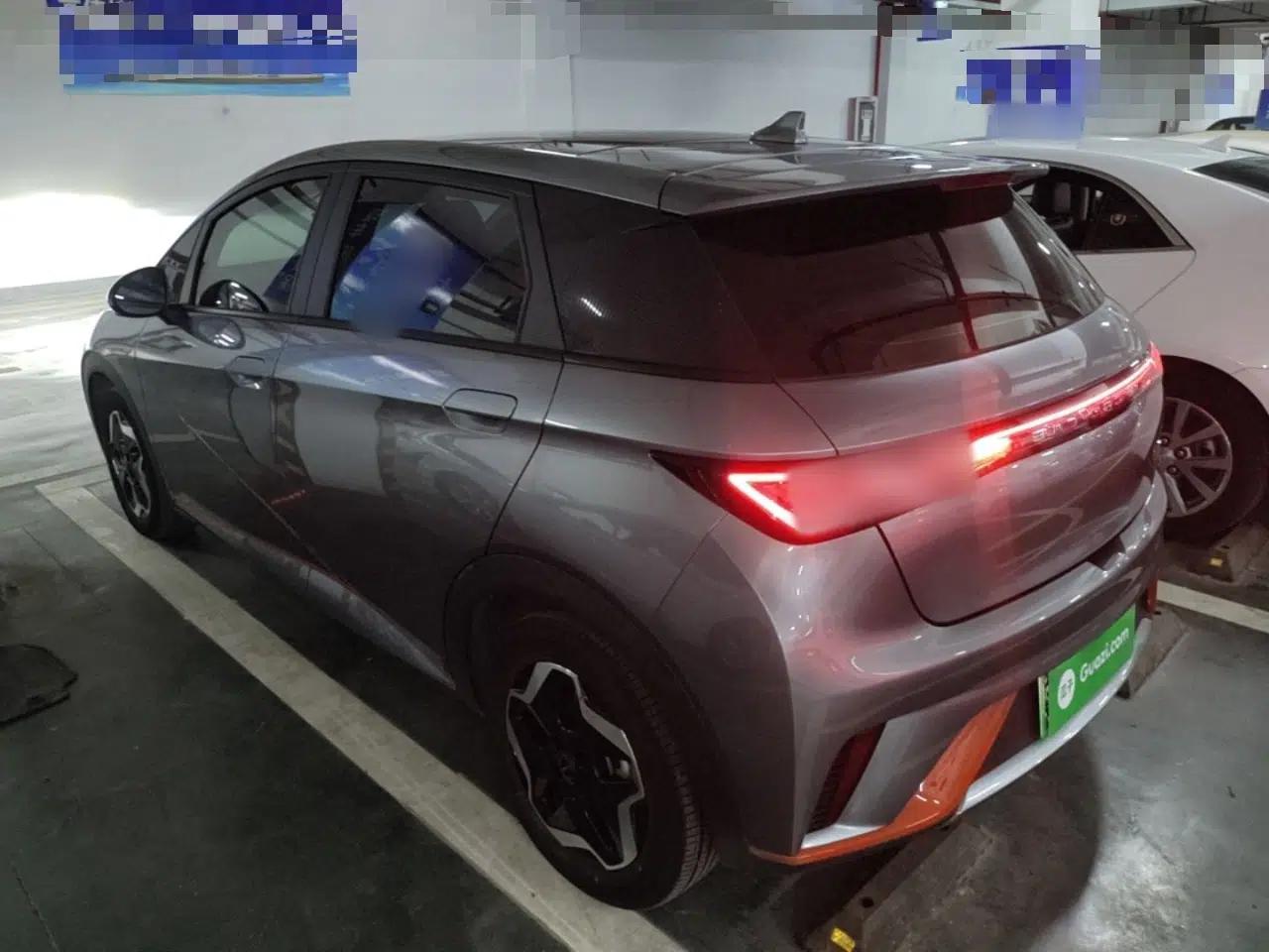 BYD Dolphin 2021 405 km Fashion Edition — миниатюра 4