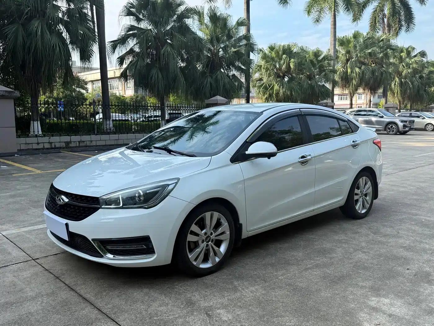 Chery Arrizo 5 2017 1.5L Manual Fashion Edition — миниатюра 1