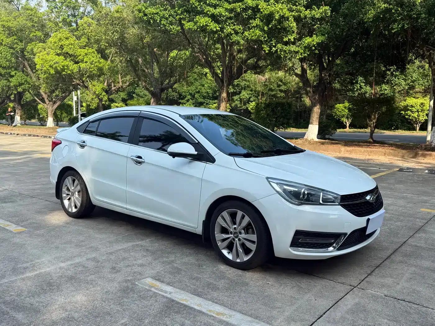 Chery Arrizo 5 2017 1.5L Manual Fashion Edition — миниатюра 3