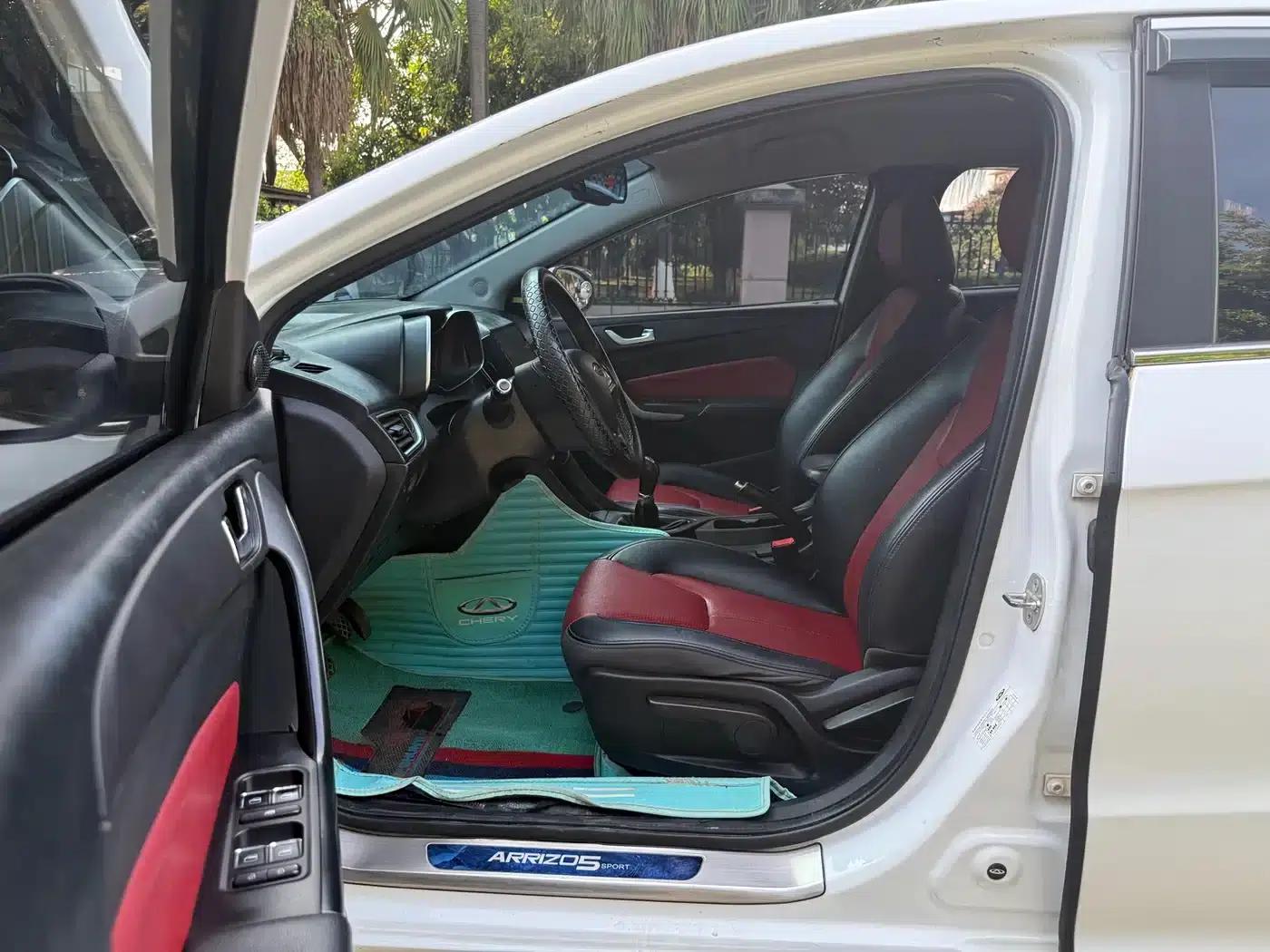 Chery Arrizo 5 2017 1.5L Manual Fashion Edition — миниатюра 4