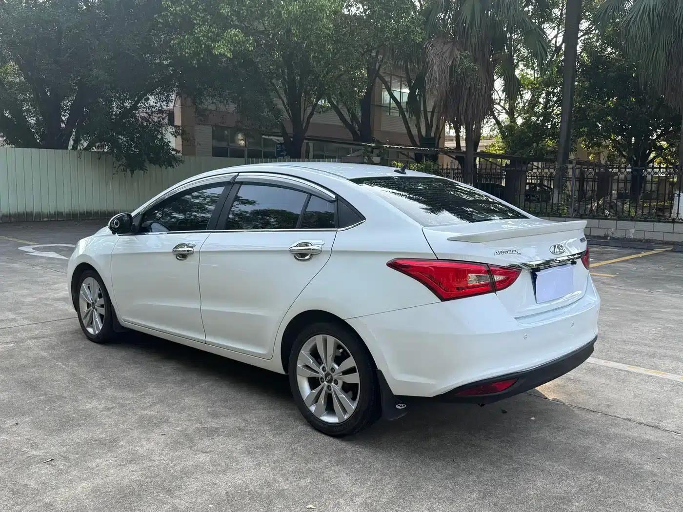 Chery Arrizo 5 2017 1.5L Manual Fashion Edition — миниатюра 7