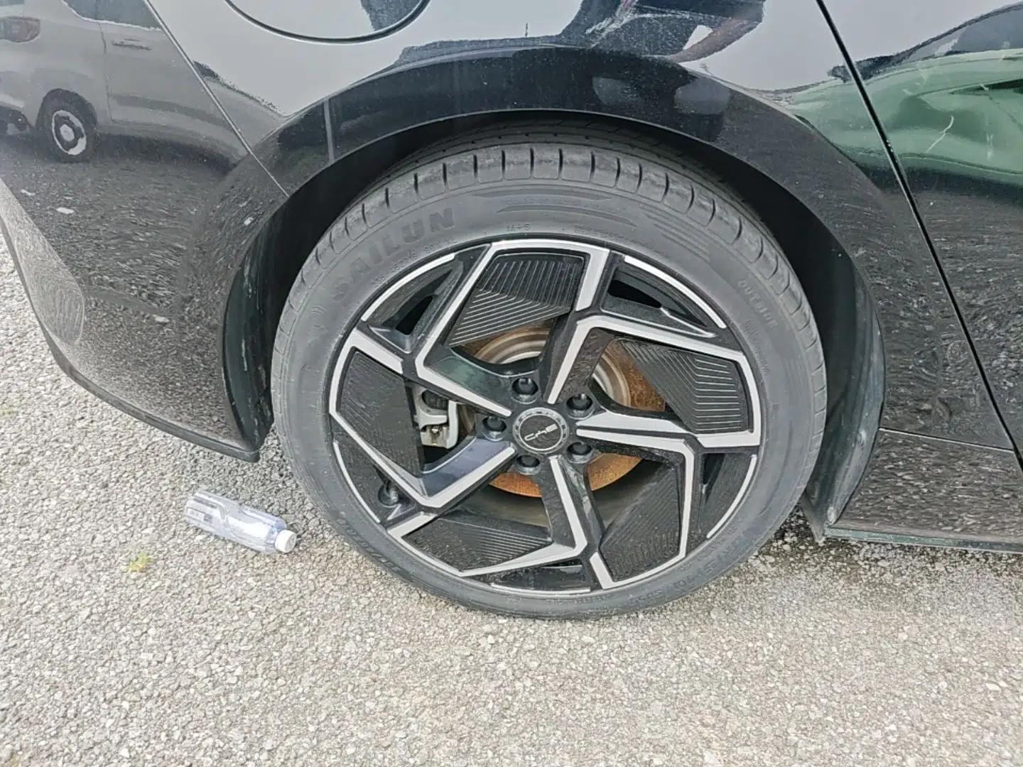 BYD Seal 2022 700 km Long-Range Rear-Wheel-Drive Version — миниатюра 11