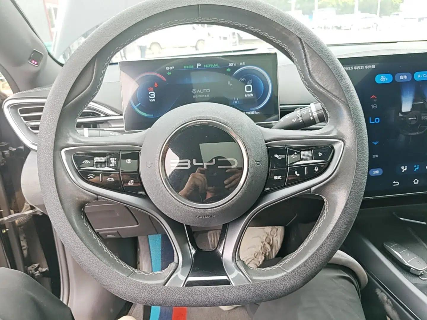 BYD Seal 2022 700 km Long-Range Rear-Wheel-Drive Version — миниатюра 13