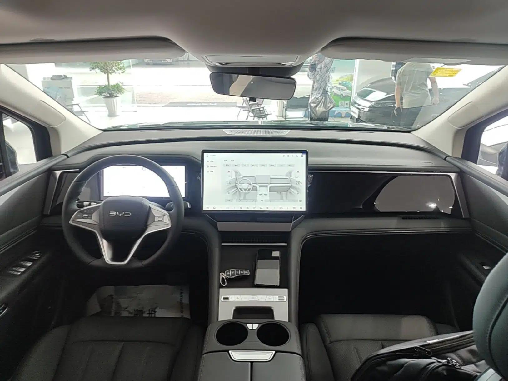 BYD M9 2025 1060 Navigation Edition — миниатюра 12