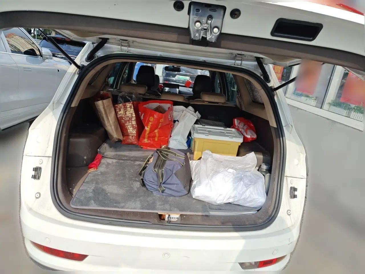 Baojun 310W 2017 1.5L Manual Comfort Version China V — миниатюра 19