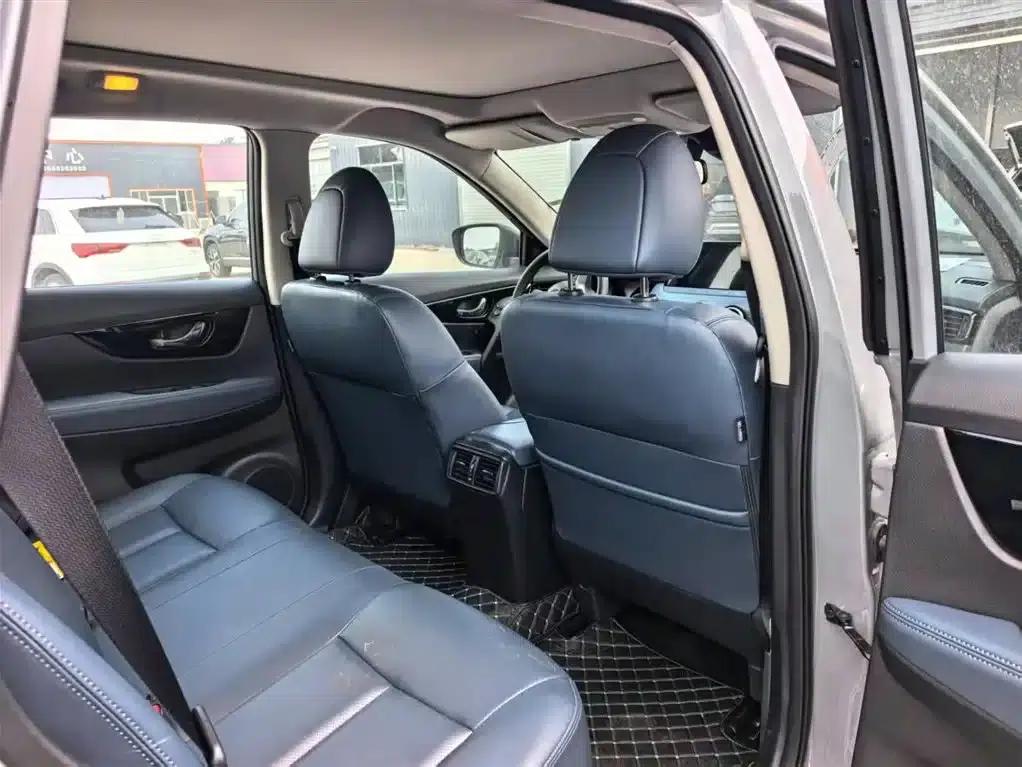 Nissan X-Trail 2025 Honor 2.0L 2WD Leading Edition — миниатюра 3