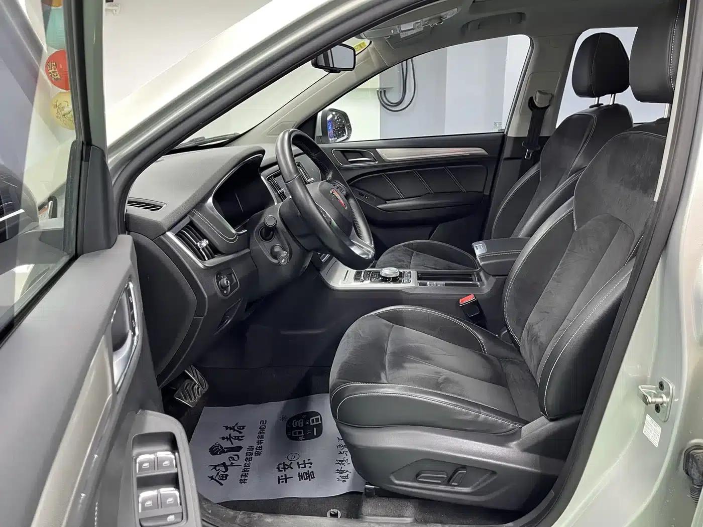 Roewe RX5 New Energy 2017 ERX5 EV400 Electric Internet Flagship Edition — миниатюра 8