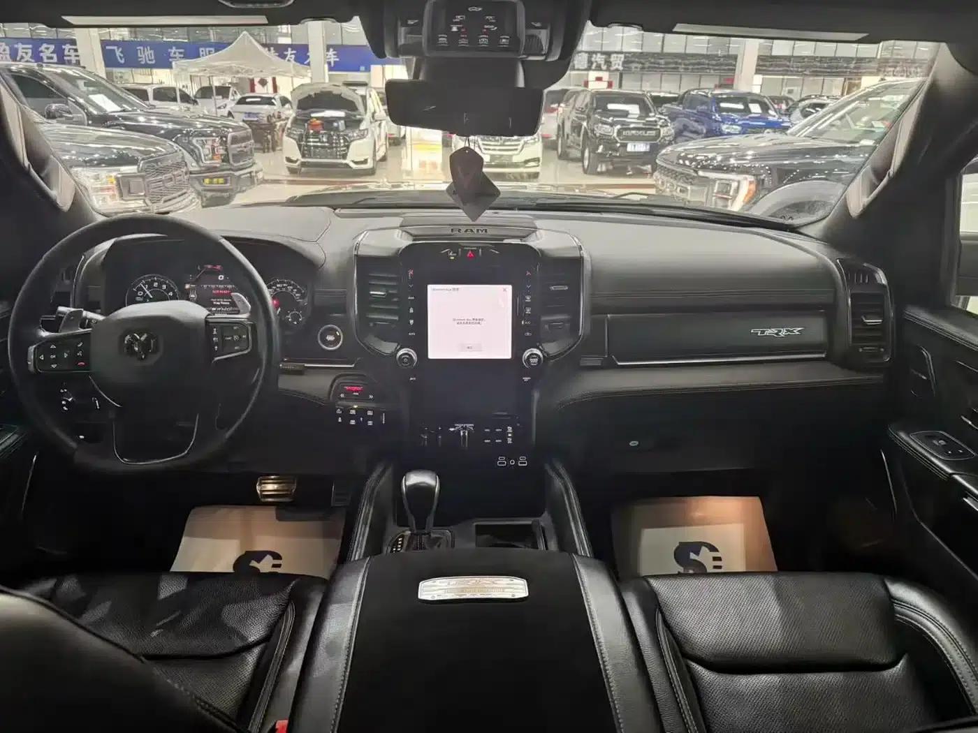 RAM Trucks Tyrannosaurus Rex 2023 6.2T Automatic — миниатюра 6