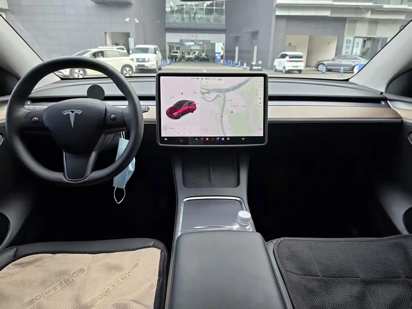 Model Y 2021 Standard Range Rear-Wheel Drive — миниатюра 5