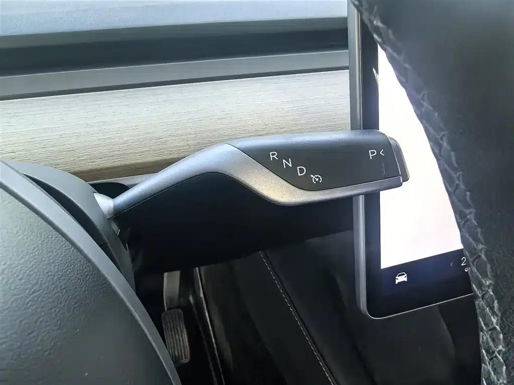 Model Y 2022 Facelift Rear-Wheel Drive Version — миниатюра 9