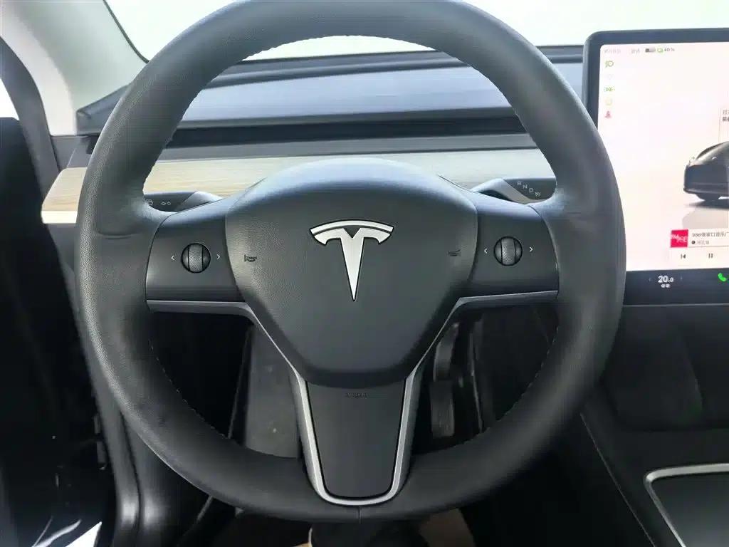 Model Y 2022 Facelift Rear-Wheel Drive Version — миниатюра 10