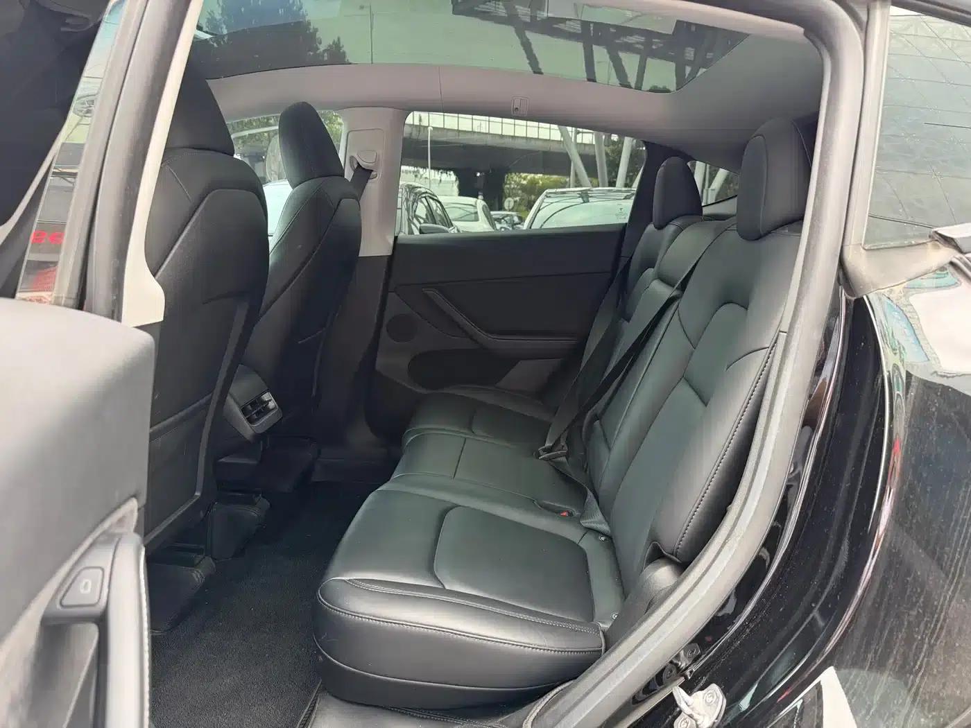Model Y 2023 Rear-Wheel Drive — миниатюра 8