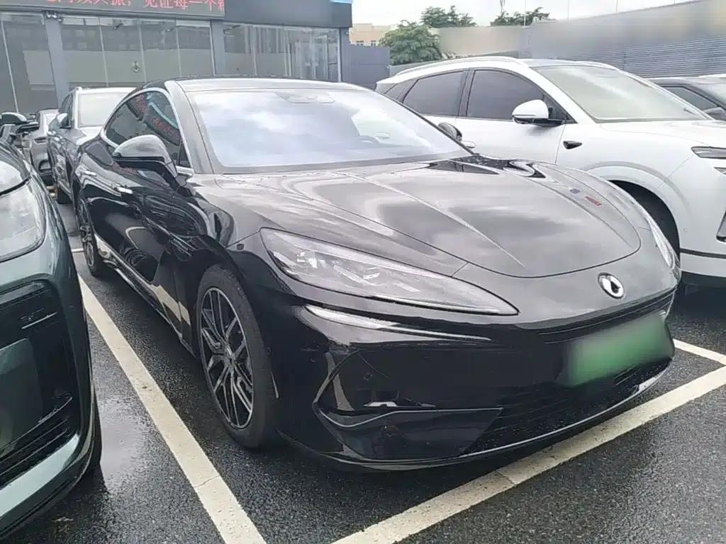 Denza Z9 2024 Model 1100km AWD Max Edition — миниатюра 4