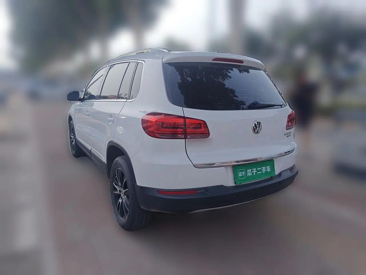 Volkswagen Tiguan 2016 300TSI Automatic Two-Wheel Drive Luxury Edition — миниатюра 4