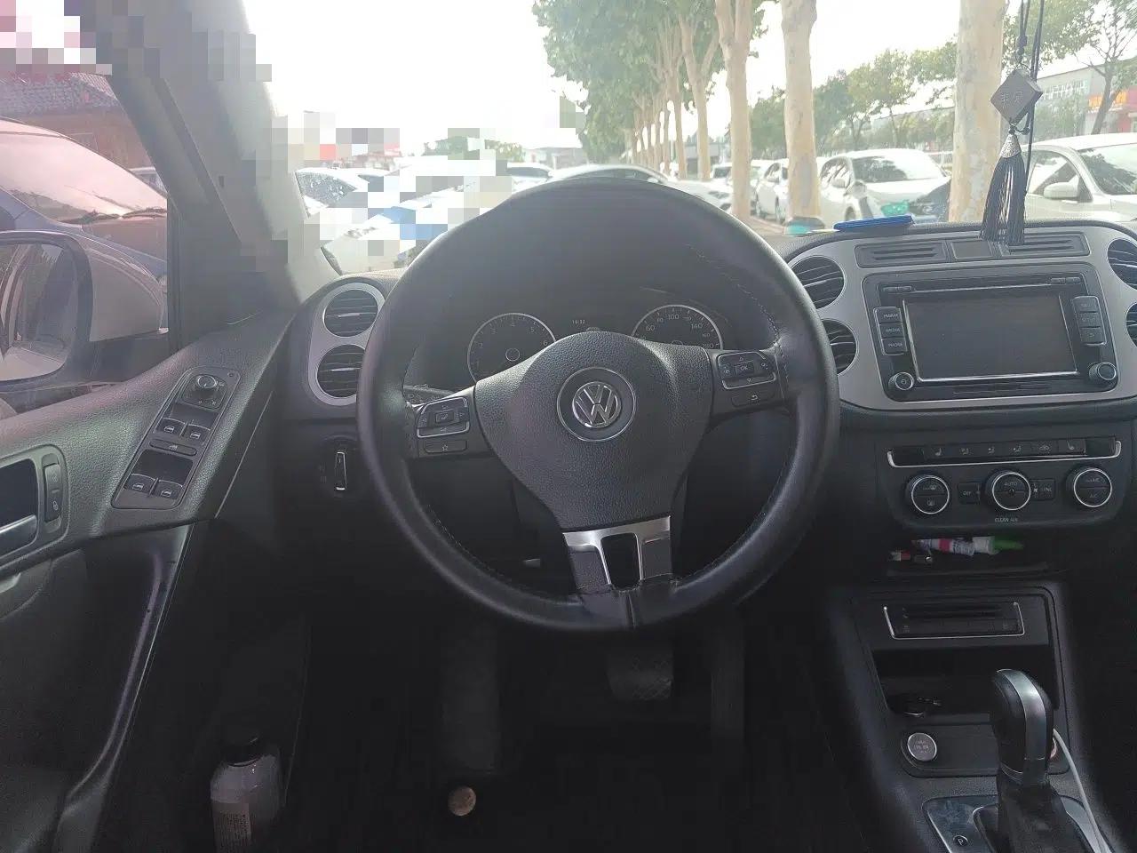 Volkswagen Tiguan 2016 300TSI Automatic Two-Wheel Drive Luxury Edition — миниатюра 10