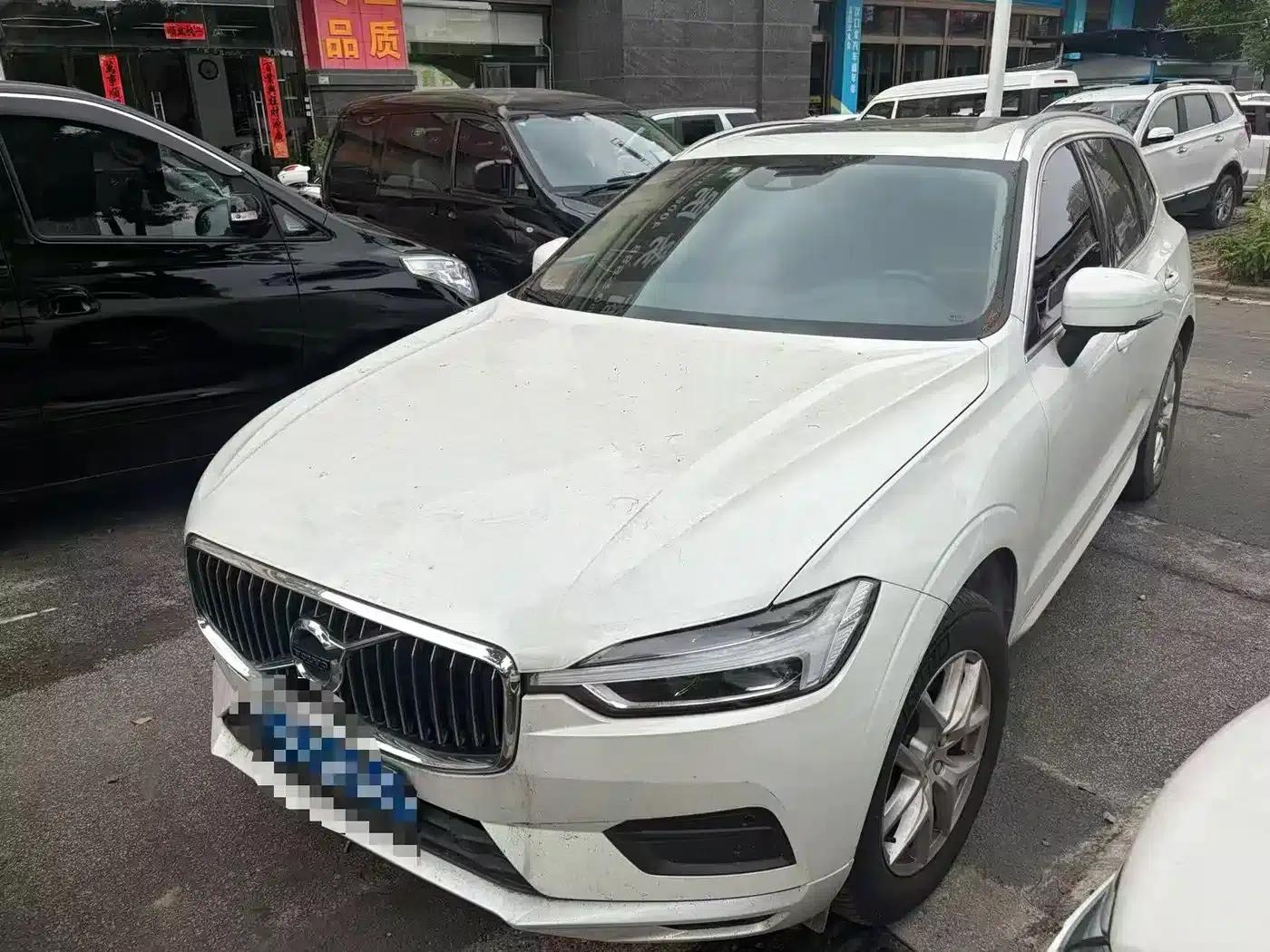 Volvo XC60 2019 T5 AWD Smart Edition (National V Emission Standard) — миниатюра 1