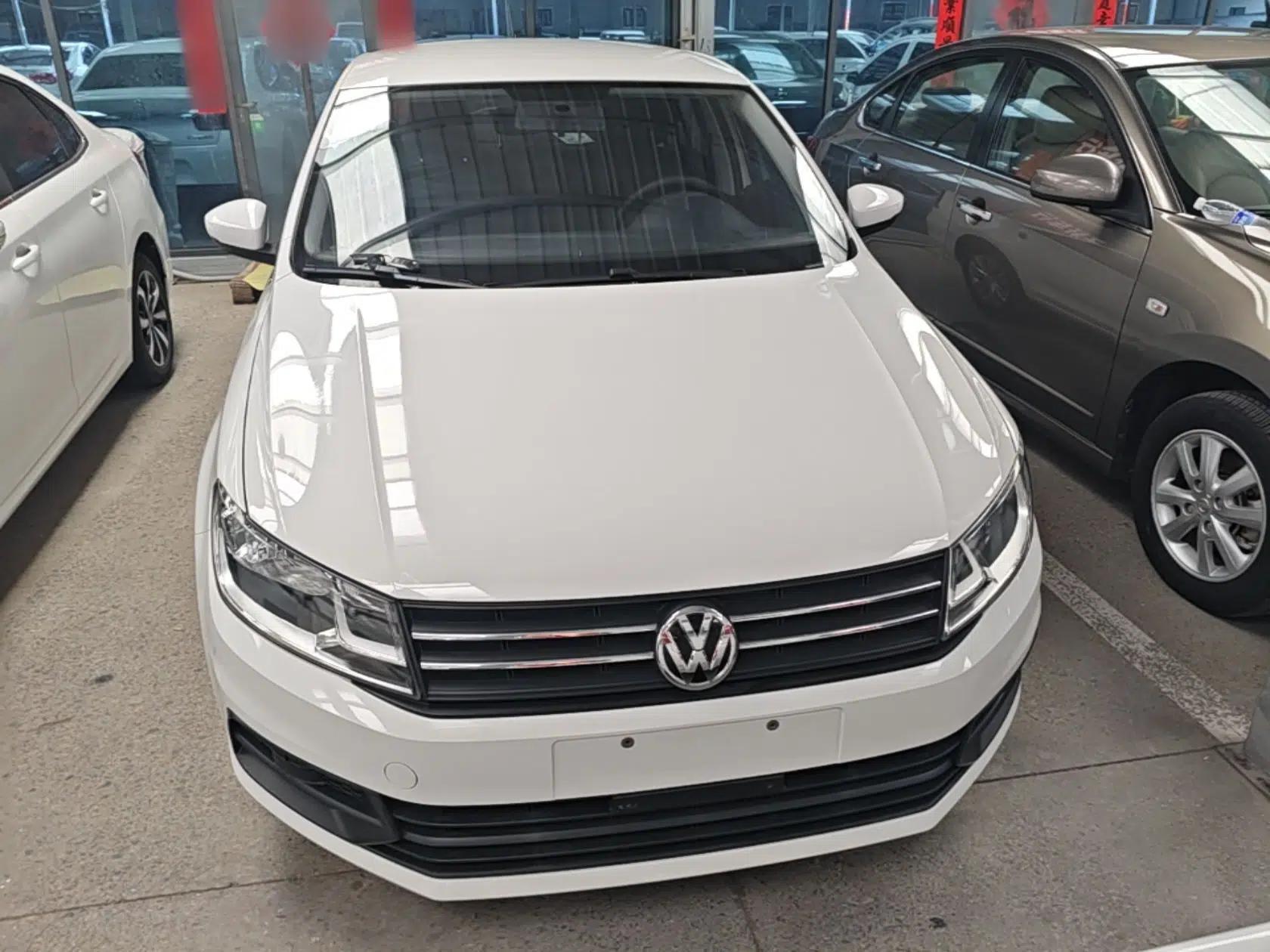 Volkswagen Santana 2016 1.6L Automatic Fashion Edition — миниатюра 2