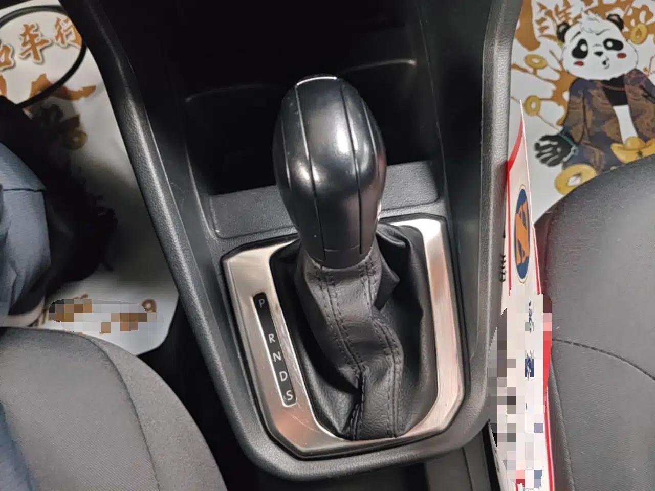 Volkswagen Santana 2016 1.6L Automatic Fashion Edition — миниатюра 16