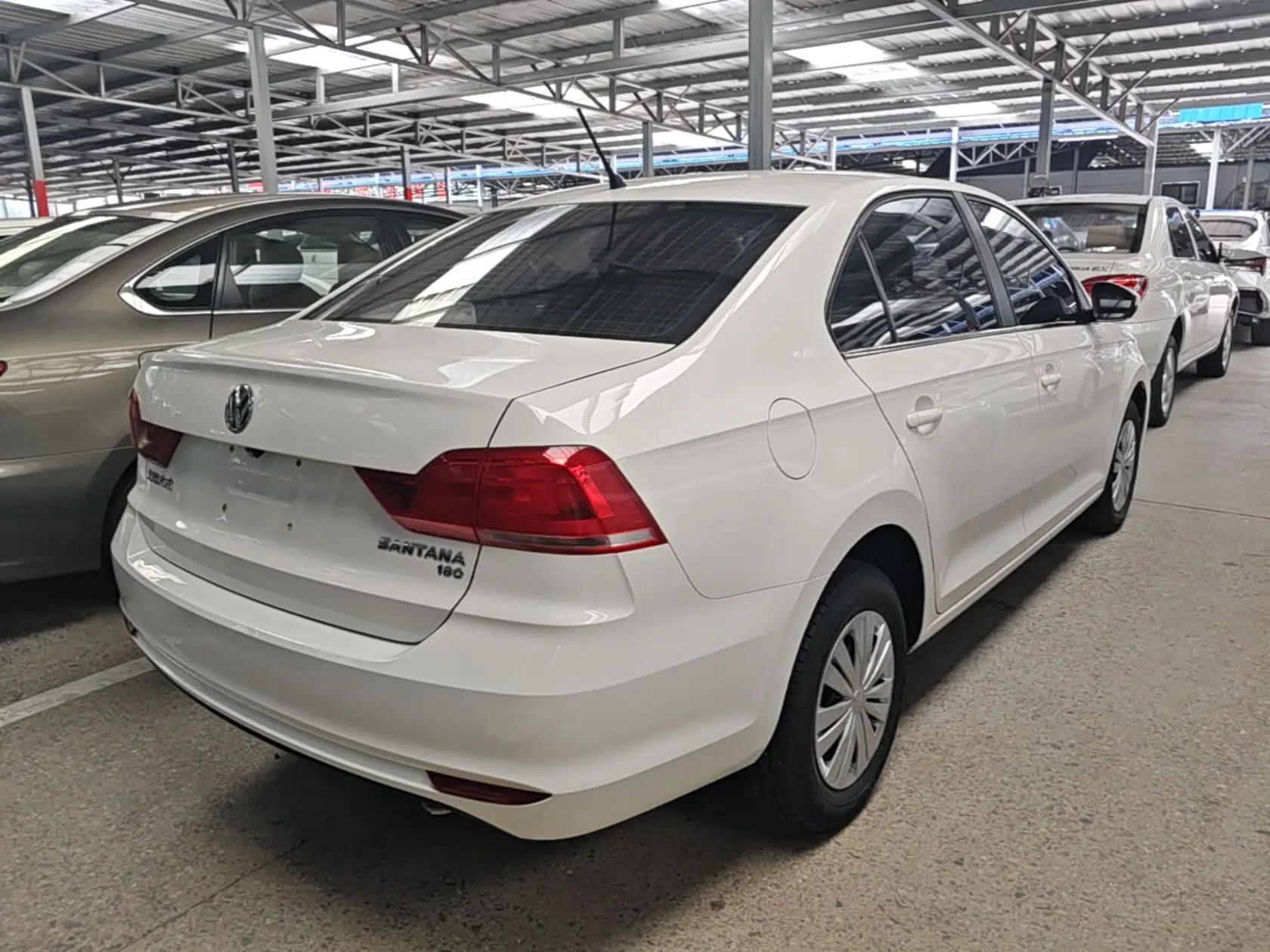 Volkswagen Santana 2016 1.6L Automatic Fashion Edition — миниатюра 6