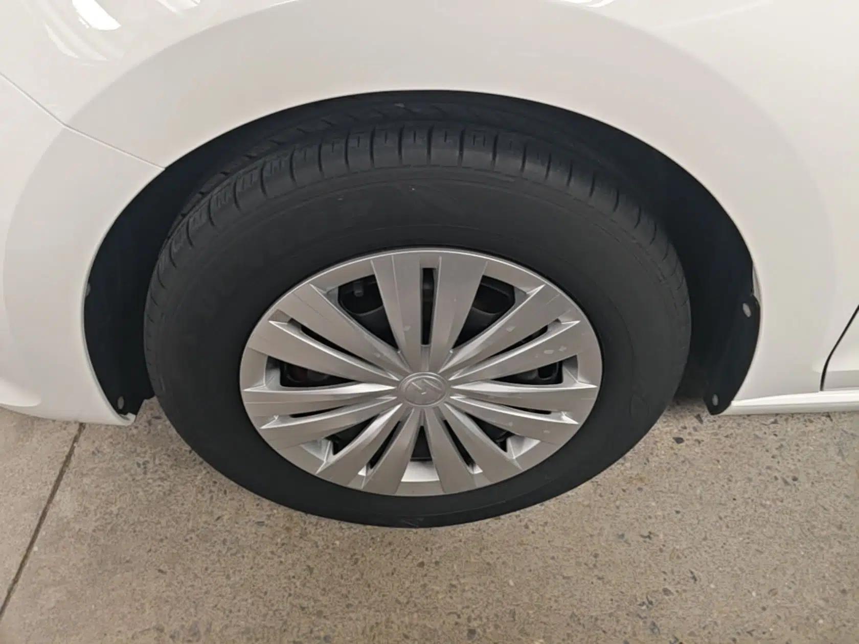 Volkswagen Santana 2016 1.6L Automatic Fashion Edition — миниатюра 10