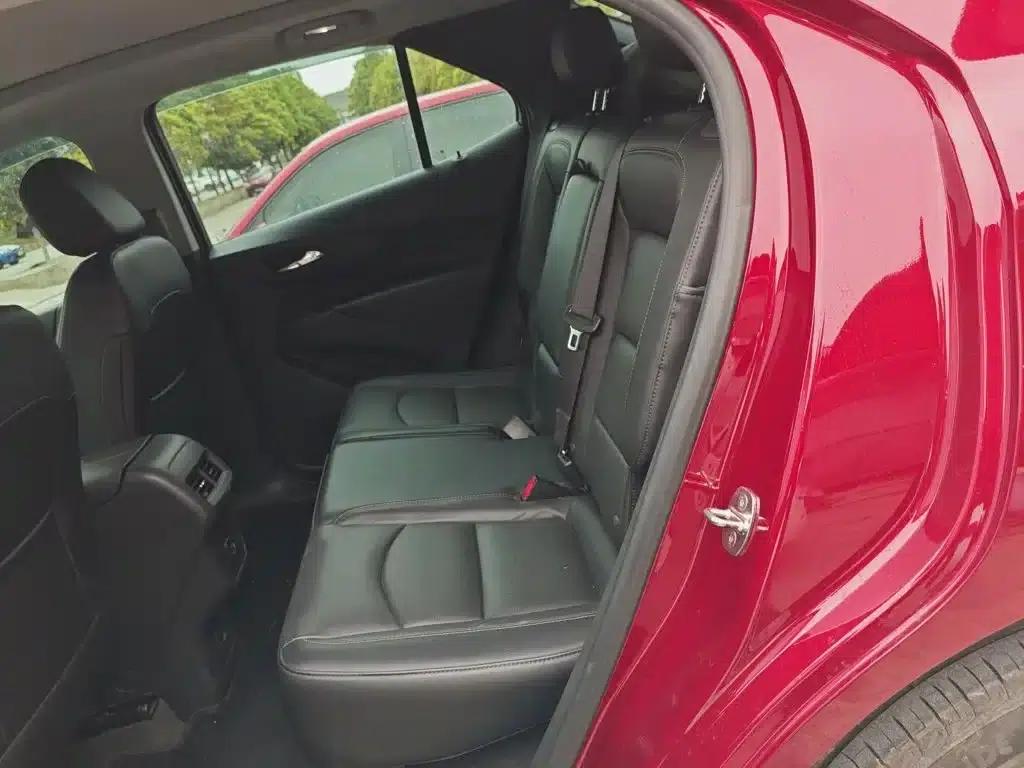 2017 Chevrolet Equinox 550T Automatic 4WD World Edition — миниатюра 13