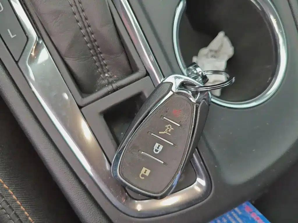 2017 Chevrolet Equinox 550T Automatic 4WD World Edition — миниатюра 17
