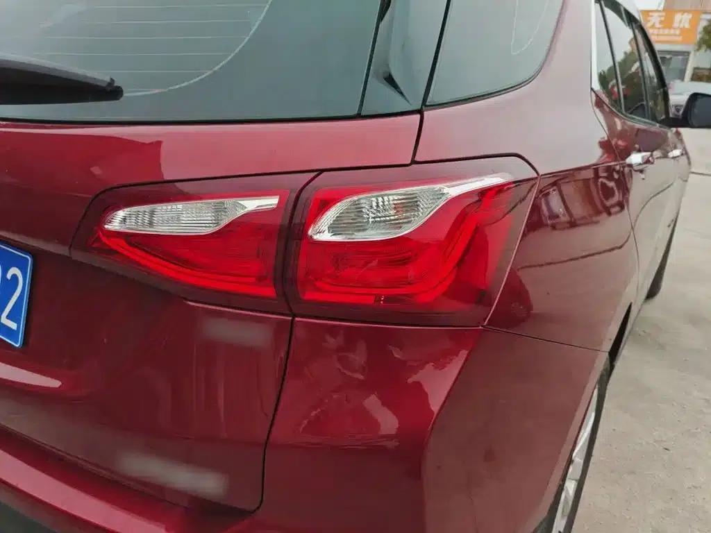 2017 Chevrolet Equinox 550T Automatic 4WD World Edition — миниатюра 24