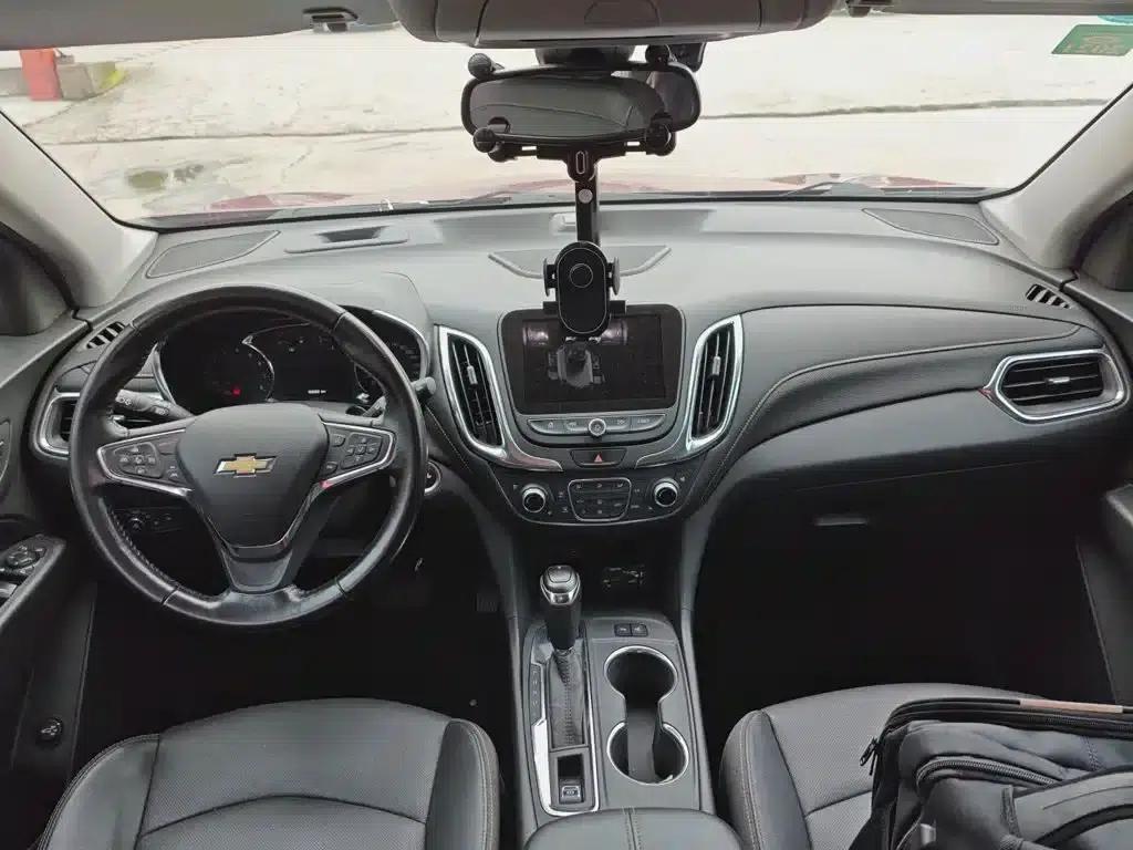 2017 Chevrolet Equinox 550T Automatic 4WD World Edition — миниатюра 6