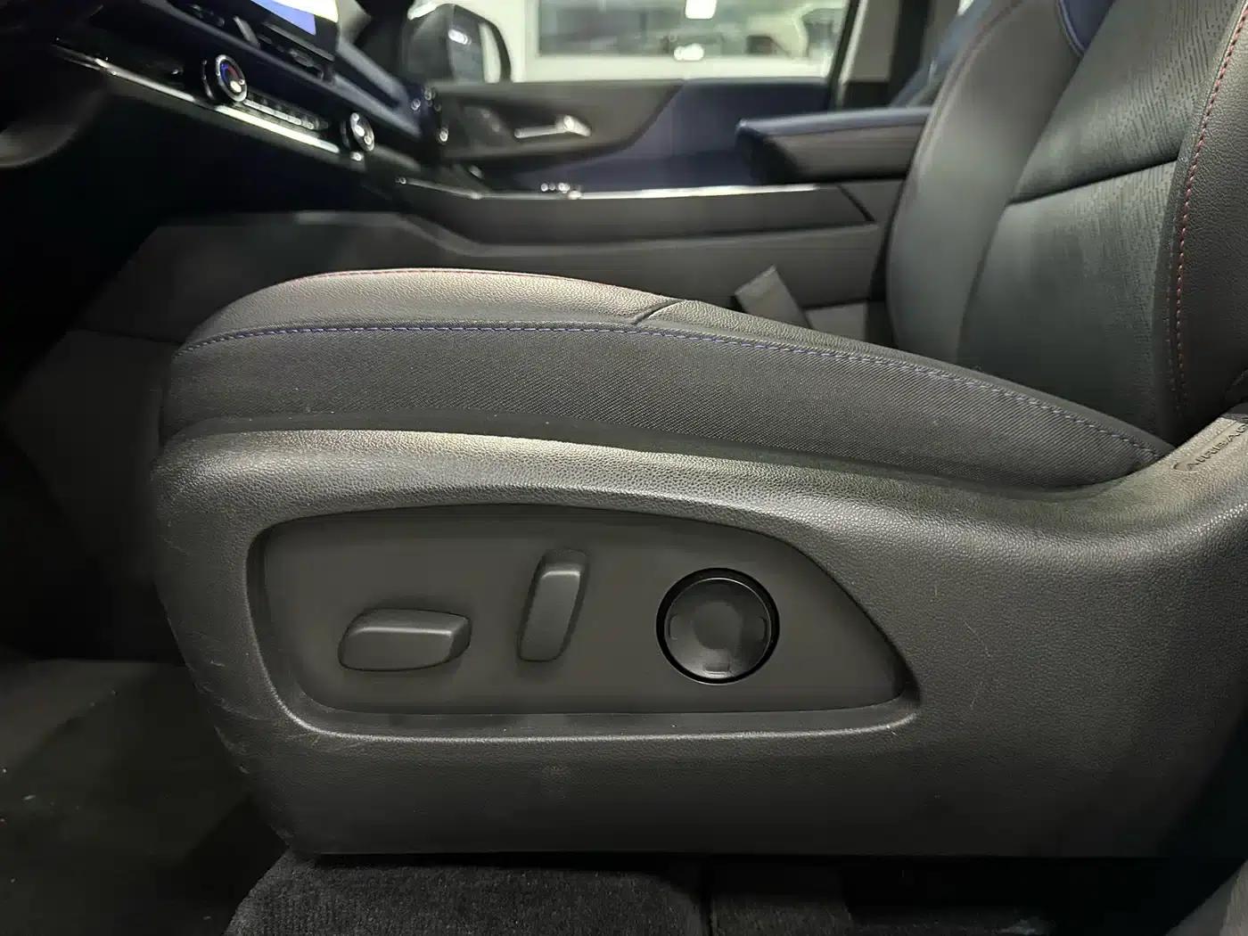 2024 Chevrolet Equinox Plus 102km RS Flagship Edition — миниатюра 15