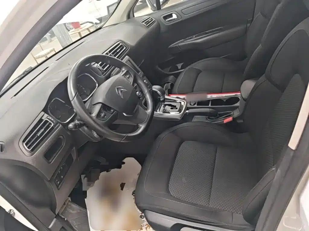 Citroën C4 2018 1.6L Automatic Luxury — миниатюра 15