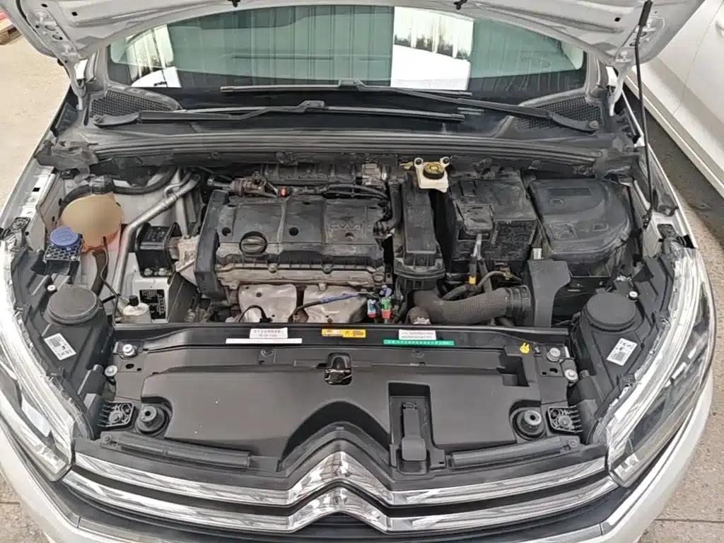Citroën C4 2018 1.6L Automatic Luxury — миниатюра 20