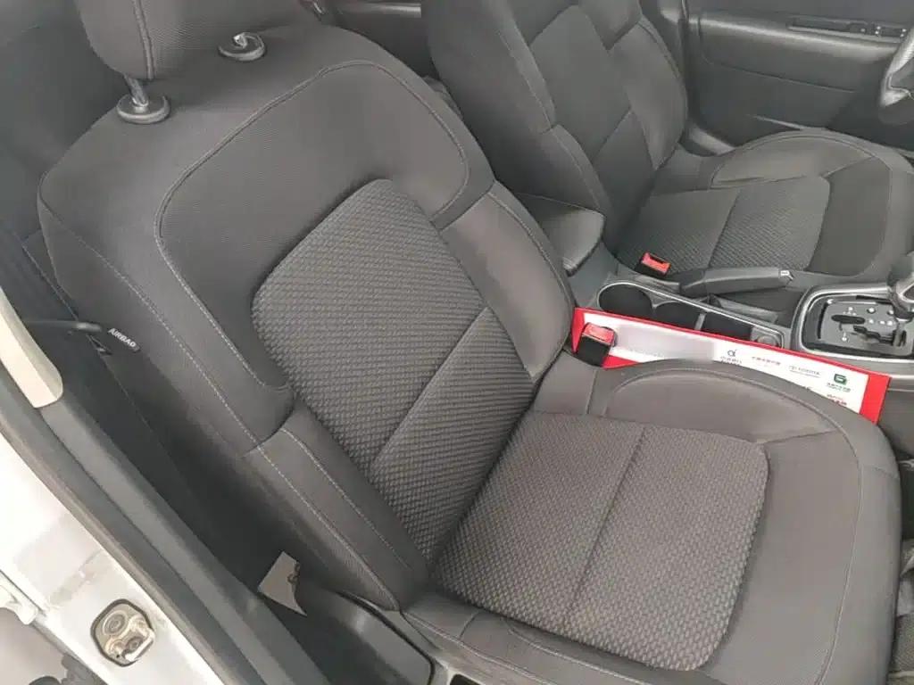 Citroën C4 2018 1.6L Automatic Luxury — миниатюра 25