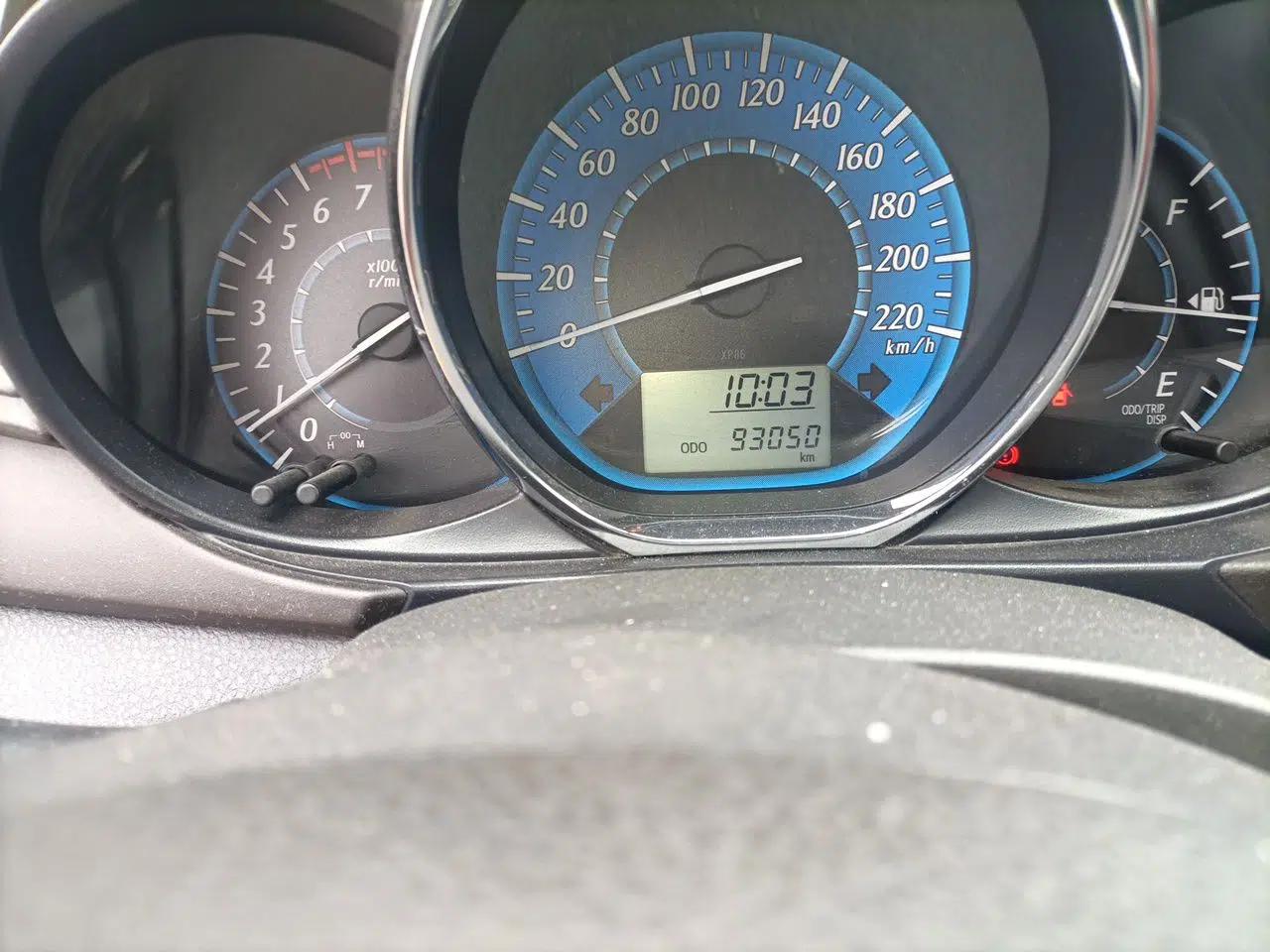 Toyota YARiS L Zhi Xuan 2014 1.3E Manual Charm Edition — миниатюра 12