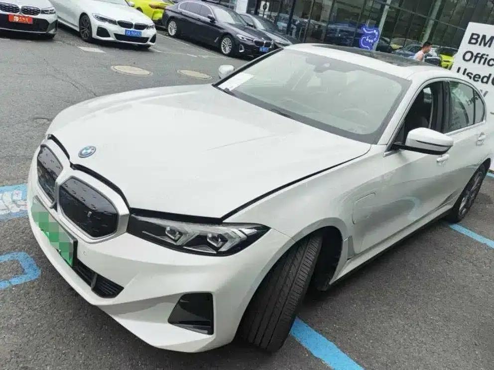 BMW i3 2022 eDrive 35L — миниатюра 1