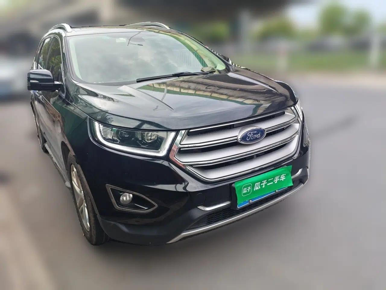 Ford Edge 2017 EcoBoost 245 Two-Wheel-Drive Sporty 7-Seater — миниатюра 3