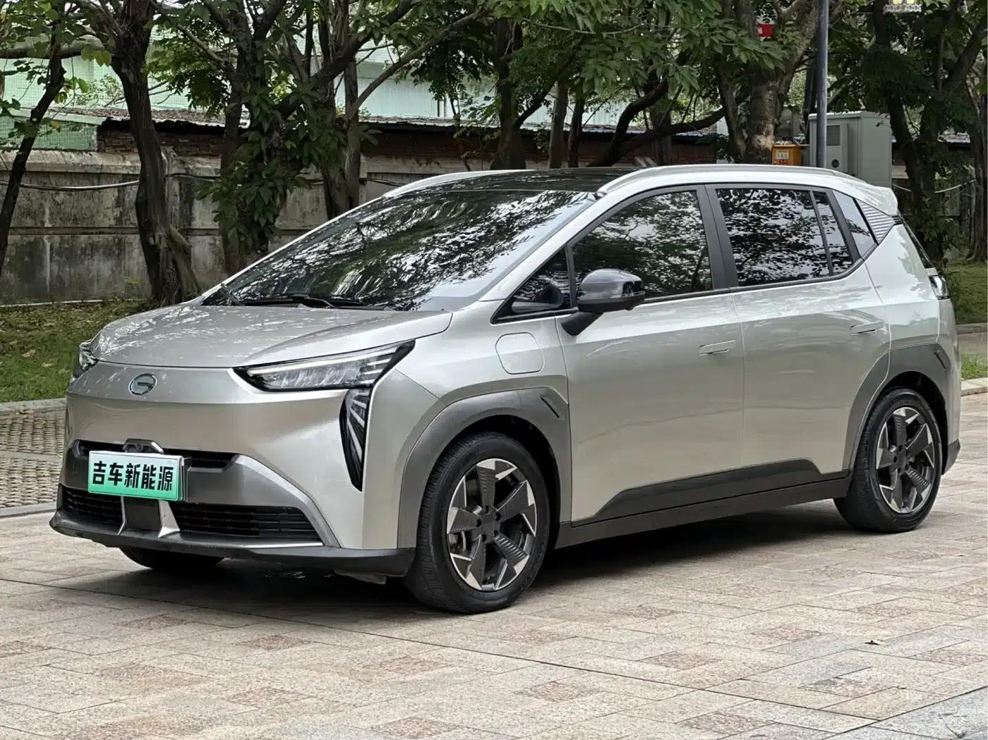 AION Y 2022 Model 70 Smart Edition Lithium Iron Phosphate — миниатюра 1