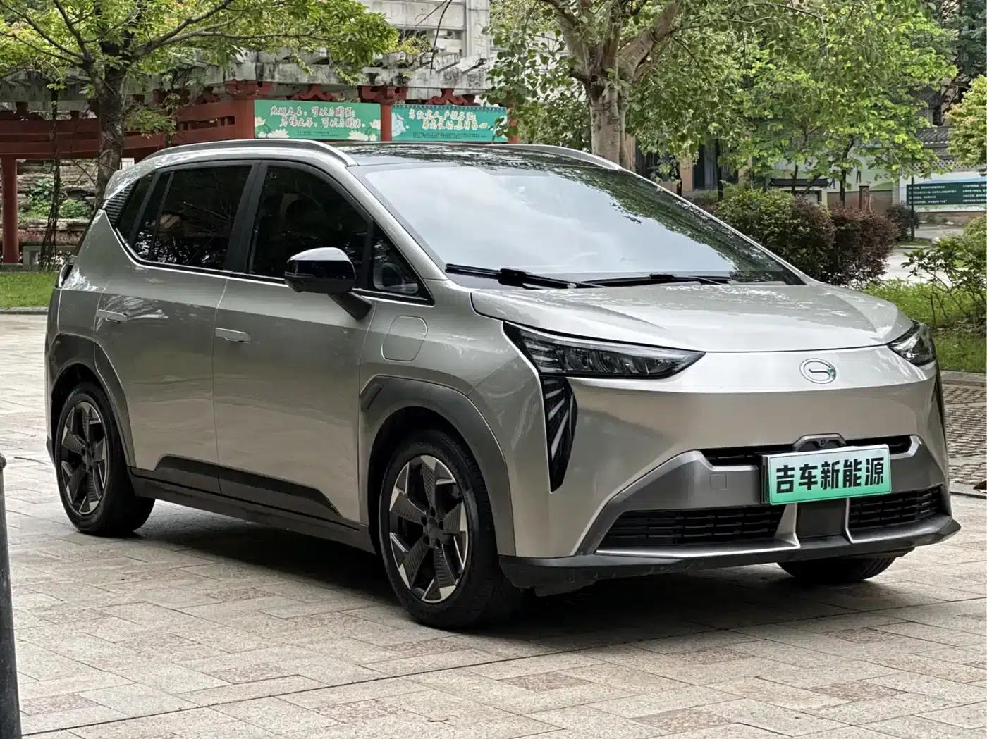 AION Y 2022 Model 70 Smart Edition Lithium Iron Phosphate — миниатюра 3