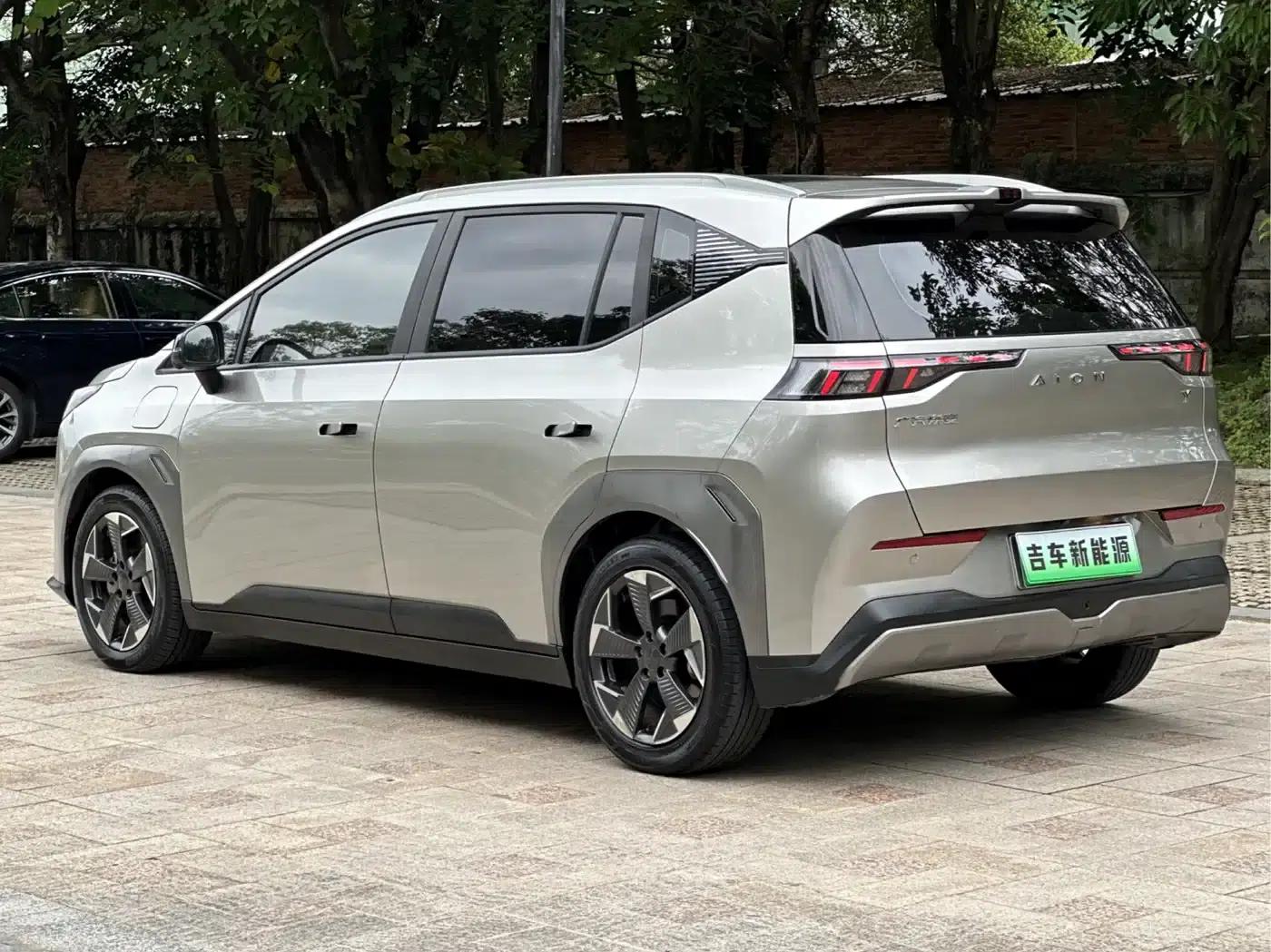 AION Y 2022 Model 70 Smart Edition Lithium Iron Phosphate — миниатюра 8