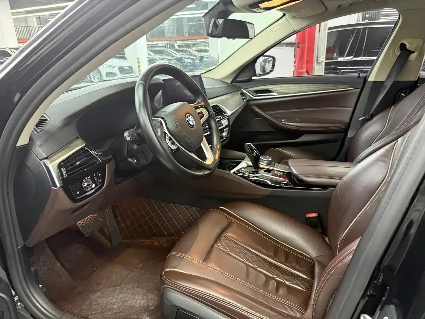 BMW 5 Series 2019 530Li Luxury Package — миниатюра 4