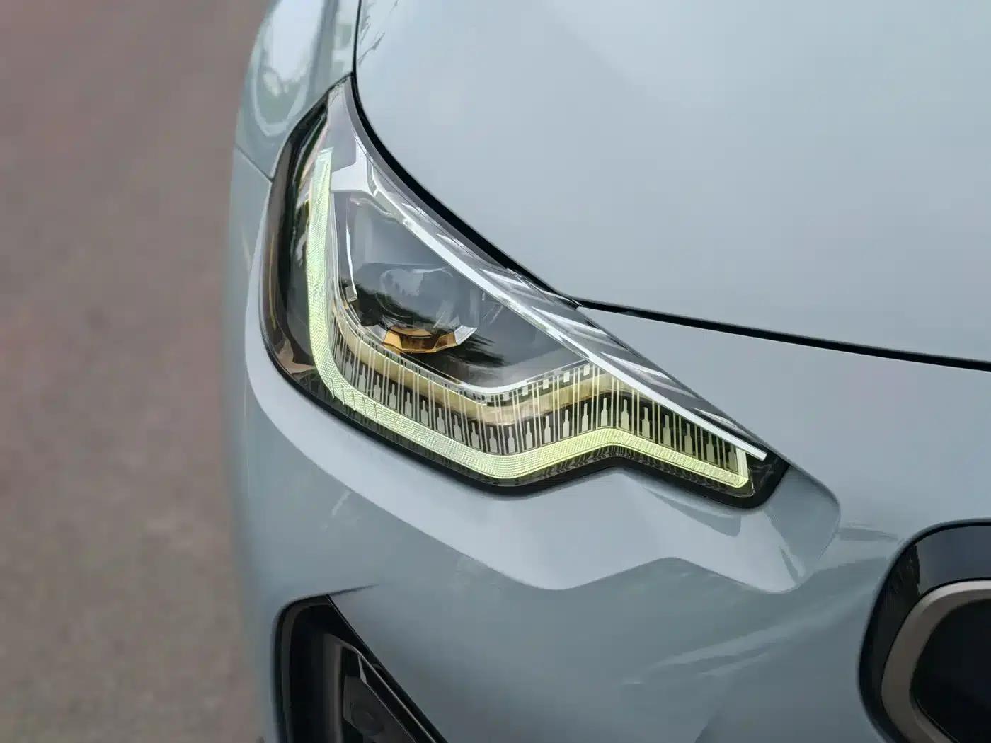 2023 BMW M240i — миниатюра 10