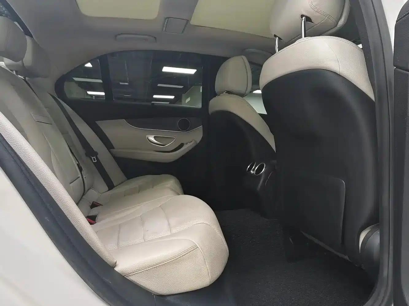 2015 Mercedes-Benz C-Class C 200 L Sport — миниатюра 11