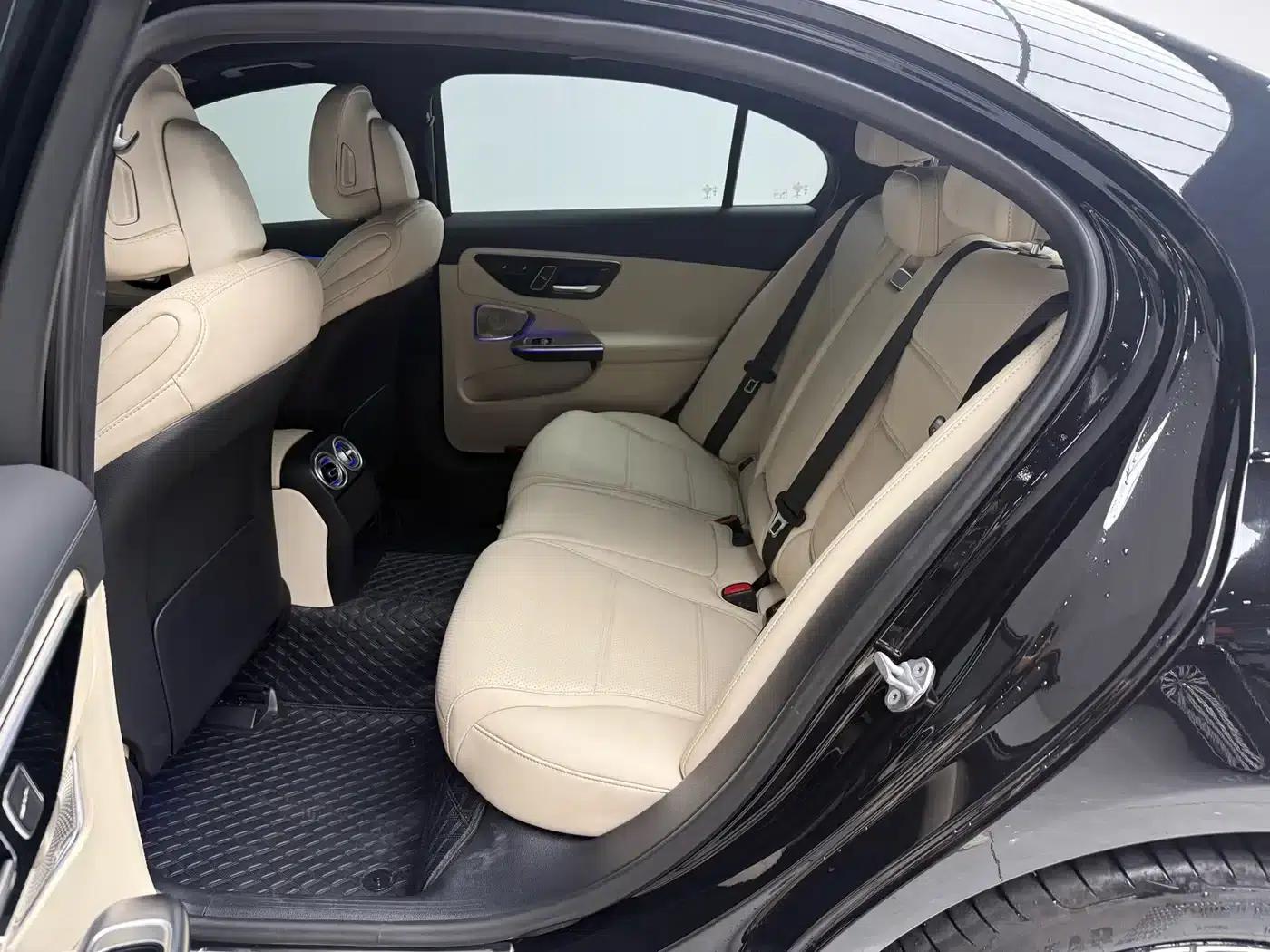 2022 Mercedes-Benz C-Class C 260 L — миниатюра 16