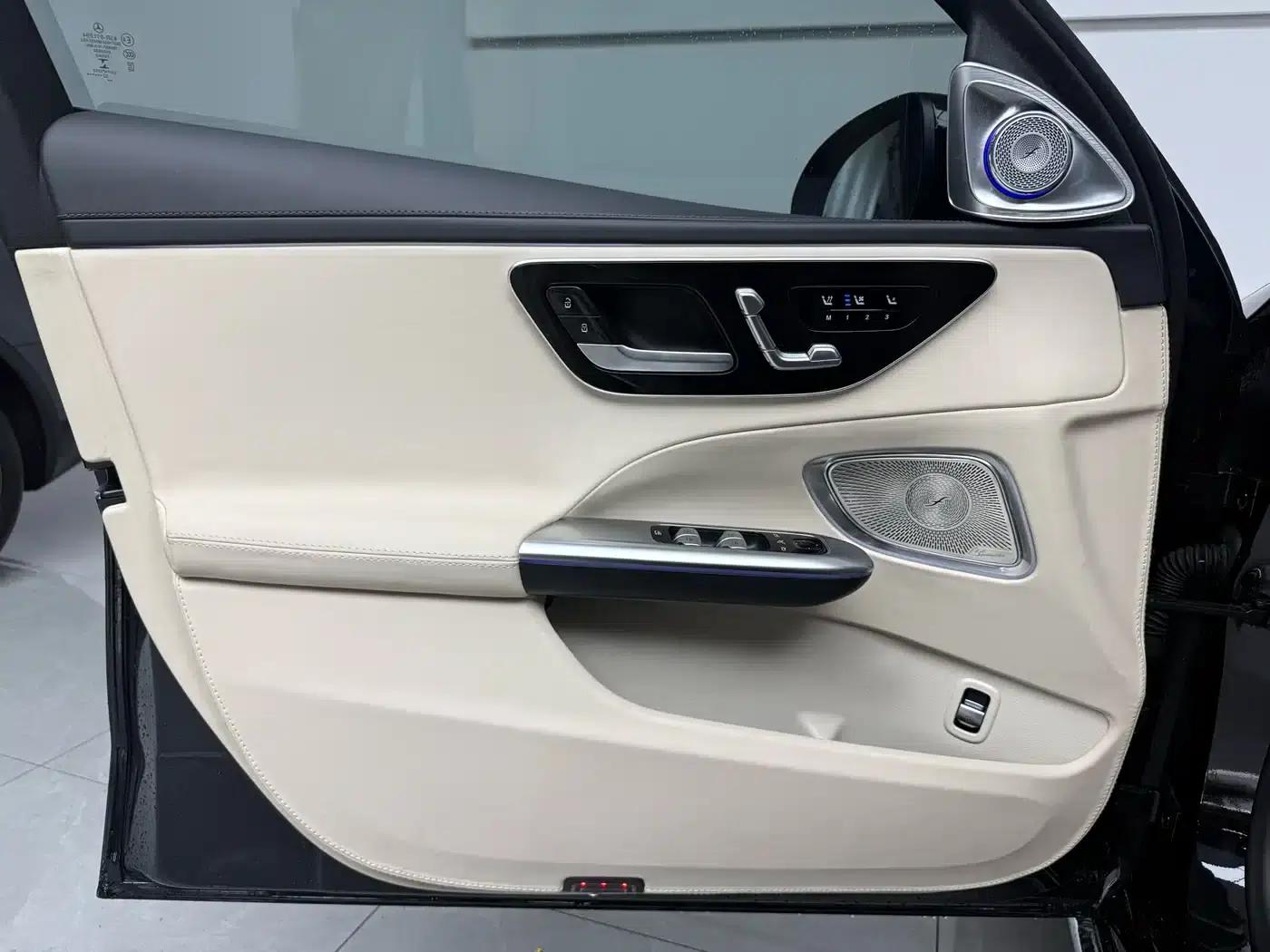 2022 Mercedes-Benz C-Class C 260 L — миниатюра 18